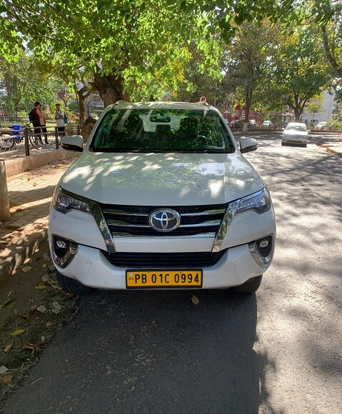 himachal tourism taxi Toyota Fortuner